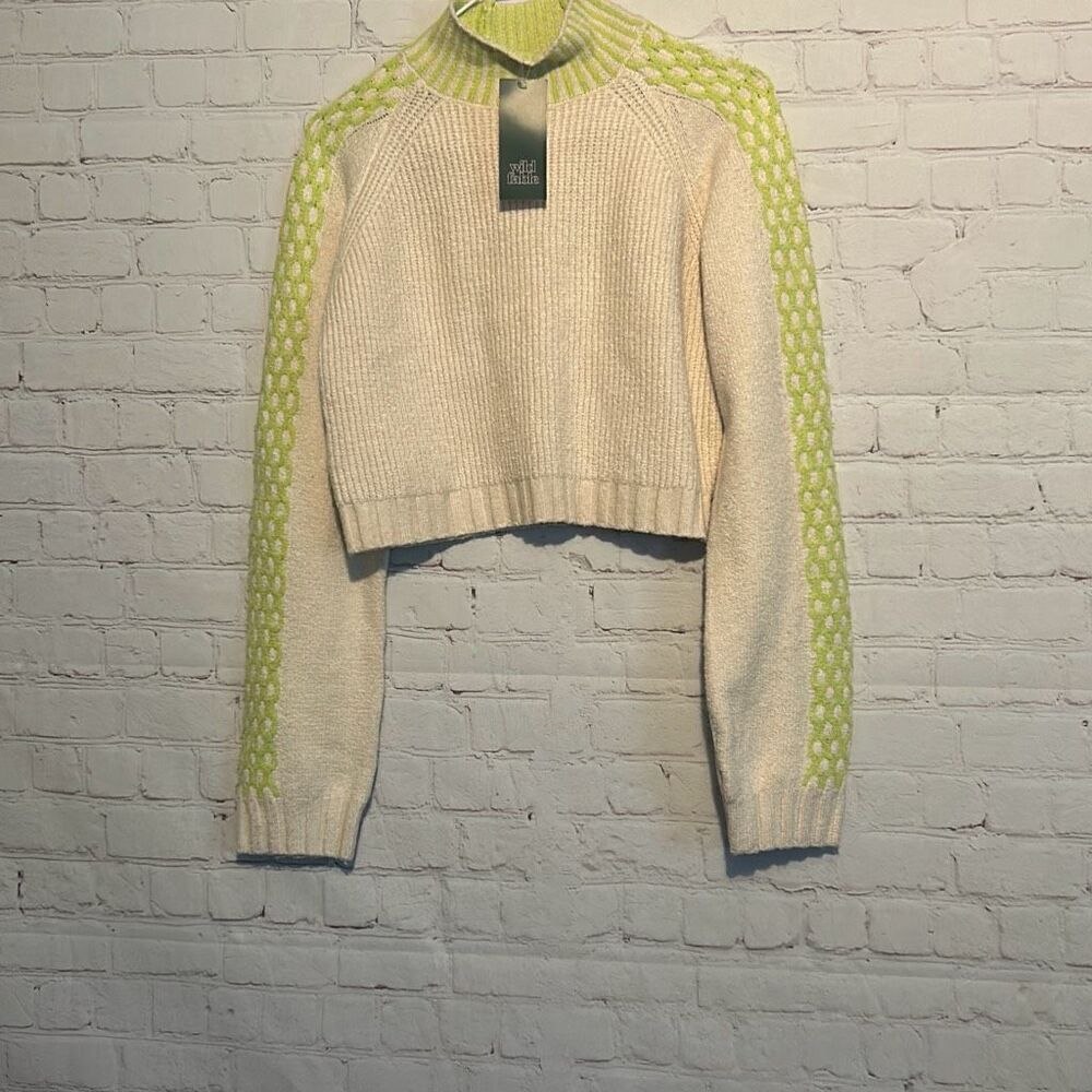 Wild Fable Women's Mock Turtleneck Boxy Pullover Sweater XXS